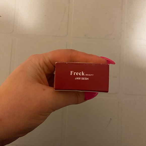 Cheekslime blush - Picture 2 of 2